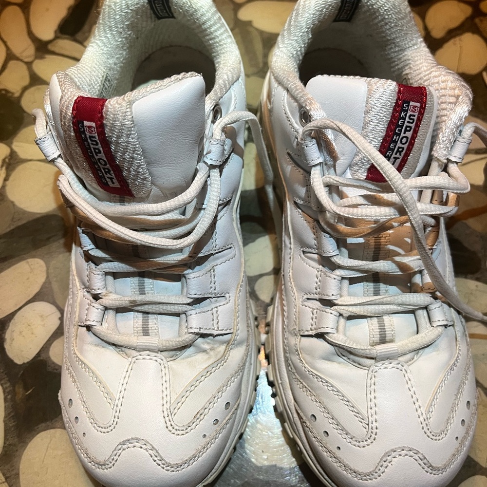 Women’s Sport Energy Skechers White/Millennium Sneakers with Red Accent